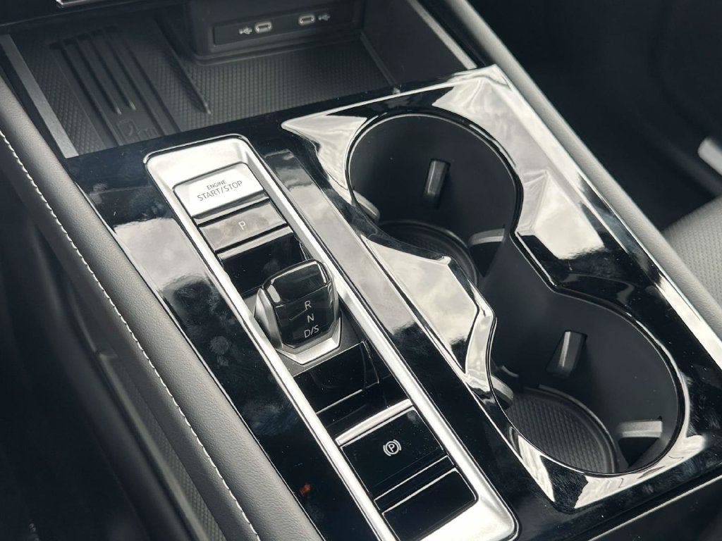 2026 Volkswagen Atlas Cross Sport SE w/Technology