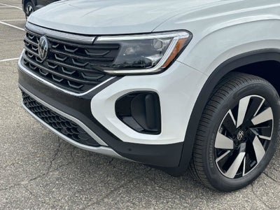 2026 Volkswagen Atlas Cross Sport SE w/Technology