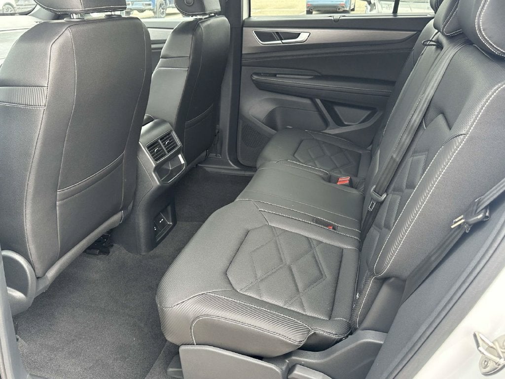 2026 Volkswagen Atlas Cross Sport SE w/Technology