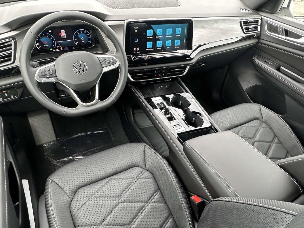 2026 Volkswagen Atlas Cross Sport SE w/Technology