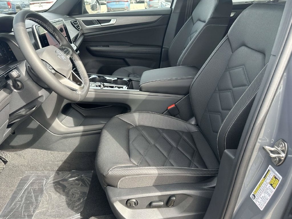 2026 Volkswagen Atlas Cross Sport SE w/Technology