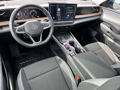 2027 Volkswagen Atlas SE w/Technology