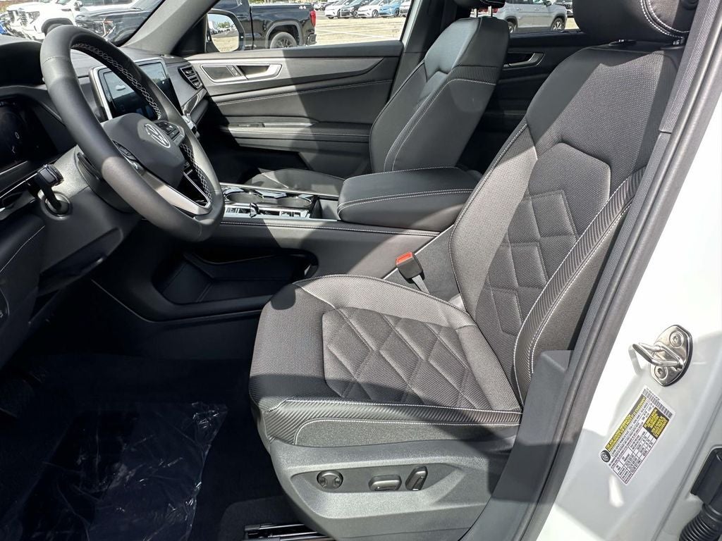 2026 Volkswagen Atlas Cross Sport SE w/Technology