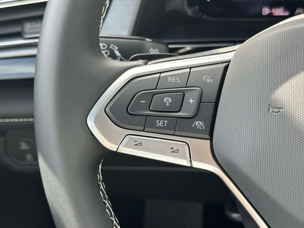 2026 Volkswagen Atlas Cross Sport SE w/Technology