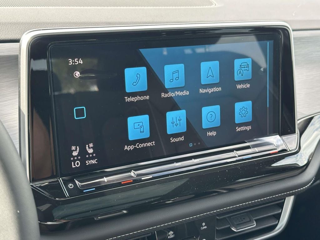 2026 Volkswagen Atlas Cross Sport SE w/Technology