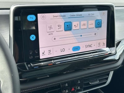 2026 Volkswagen Atlas Cross Sport SE w/Technology