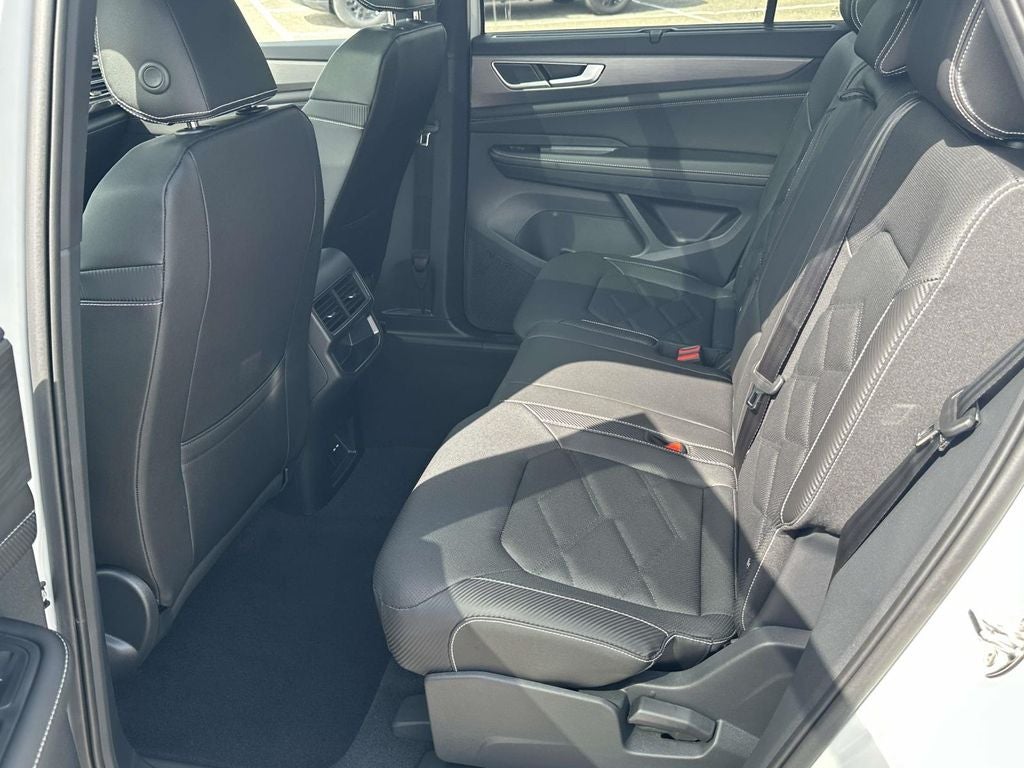 2026 Volkswagen Atlas Cross Sport SE w/Technology