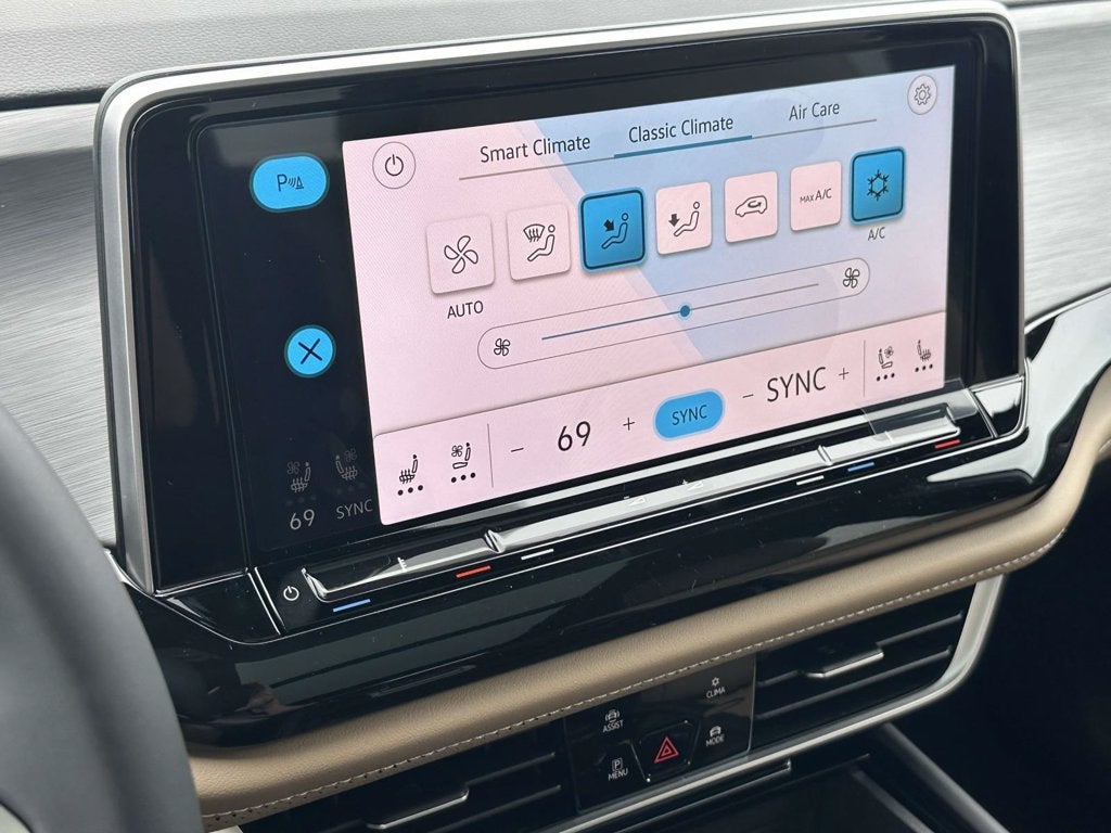 2026 Volkswagen Atlas Cross Sport SE w/Technology