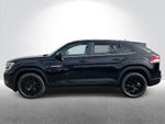 2026 Volkswagen Atlas Cross Sport SE w/Technology