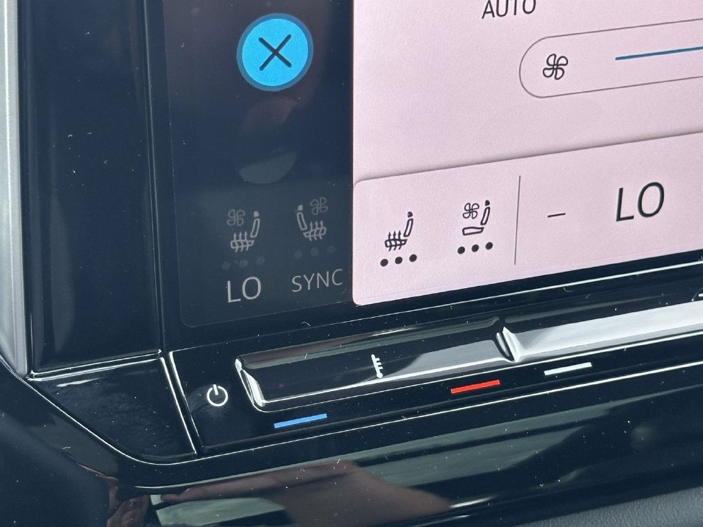 2026 Volkswagen Atlas Cross Sport SE w/Technology