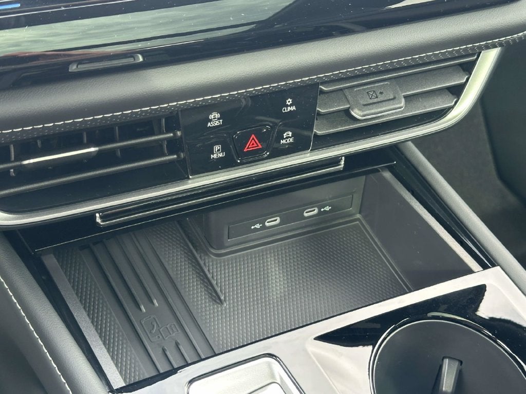2026 Volkswagen Atlas Cross Sport SE w/Technology