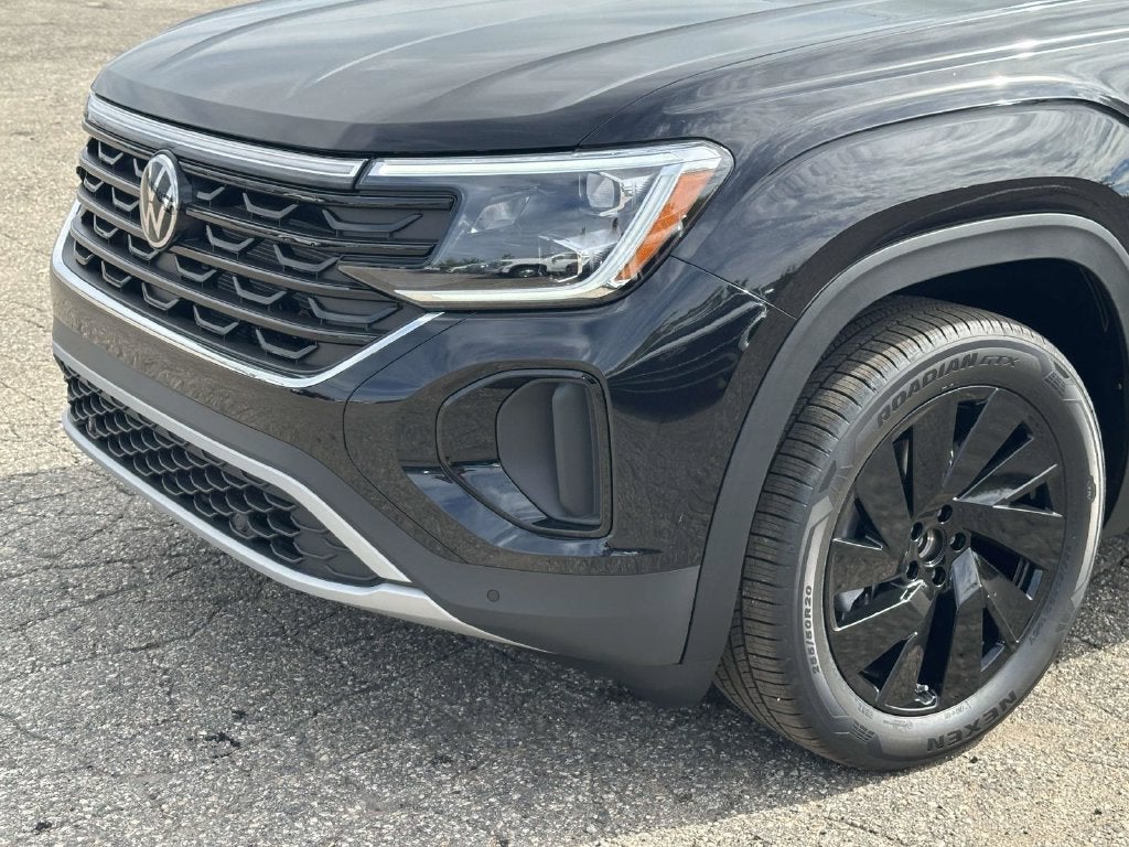 2026 Volkswagen Atlas Cross Sport SE w/Technology
