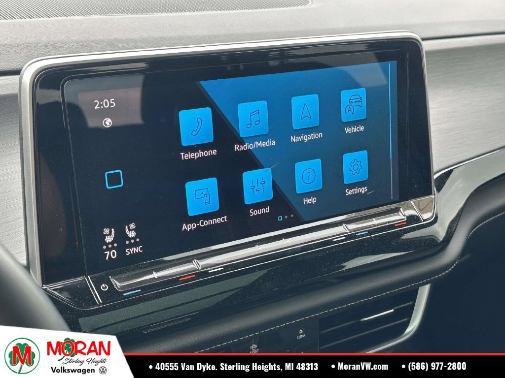 2024 Volkswagen Atlas Cross Sport 2.0T SE w/Technology