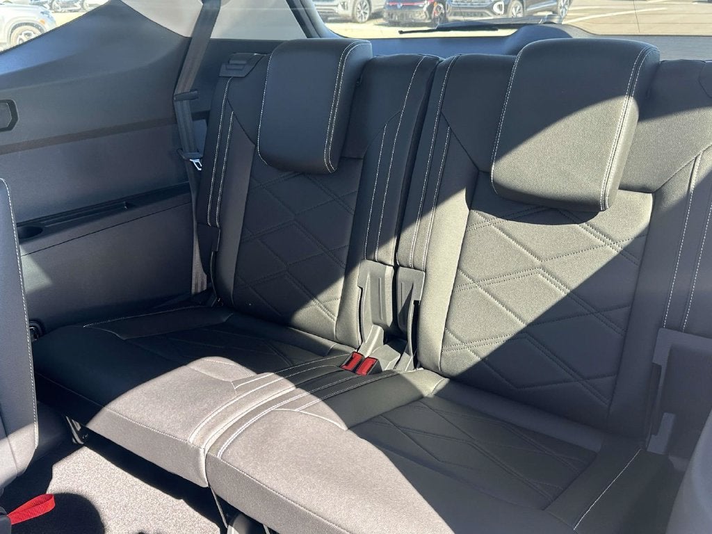 2026 Volkswagen Atlas SE w/Technology