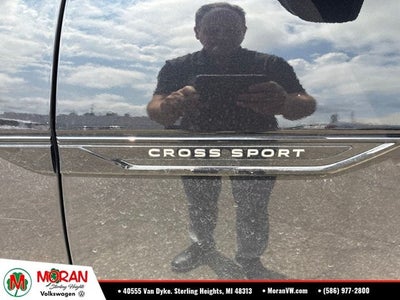 2023 Volkswagen Atlas Cross Sport 3.6L V6 SEL R-Line