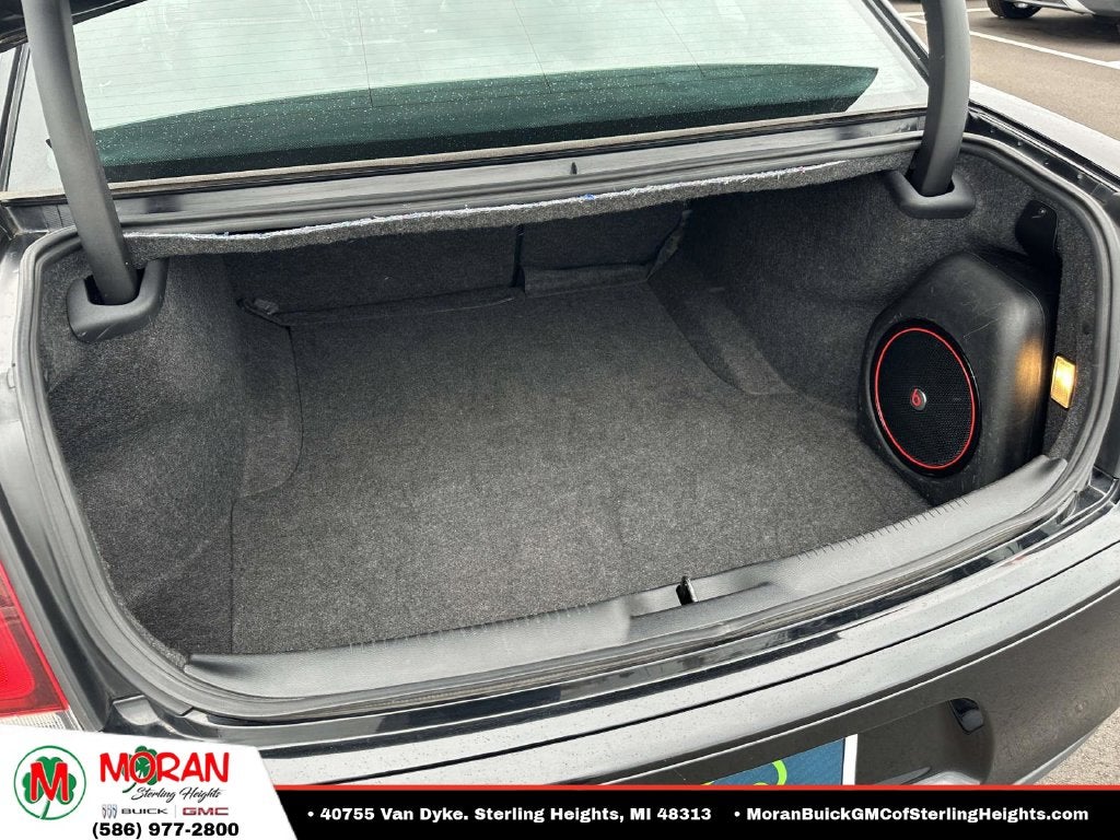 2017 Chrysler 300 S - Photo 10