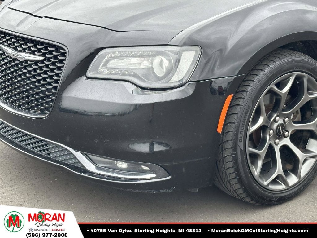 2017 Chrysler 300 S - Photo 7