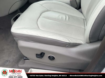 2017 Chrysler Pacifica Touring L Plus