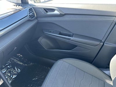 2025 Volkswagen Taos 1.5T SE Black