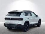 2025 Volkswagen Taos 1.5T SE Black