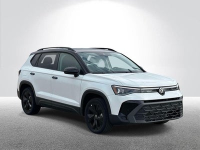 2025 Volkswagen Taos 1.5T SE Black