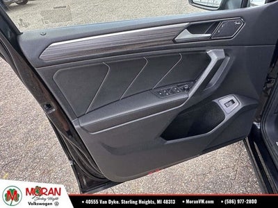 2022 Volkswagen Tiguan SEL R-Line