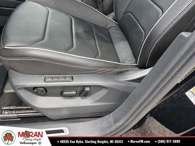 2022 Volkswagen Tiguan SEL R-Line