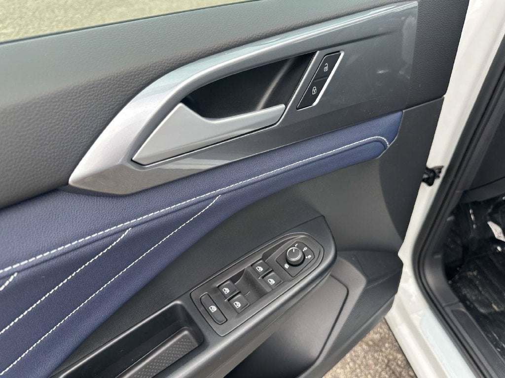 2027 Volkswagen Taos 1.5T SEL
