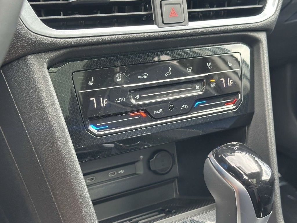 2027 Volkswagen Taos 1.5T SEL