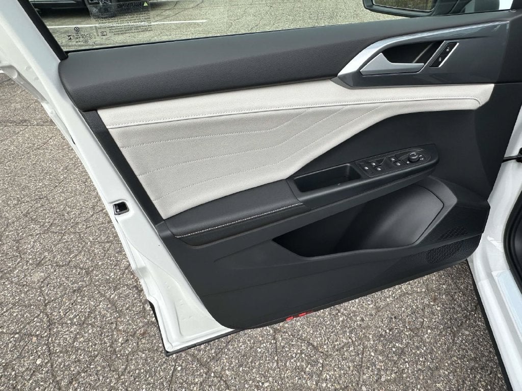 2027 Volkswagen Taos 1.5T SEL