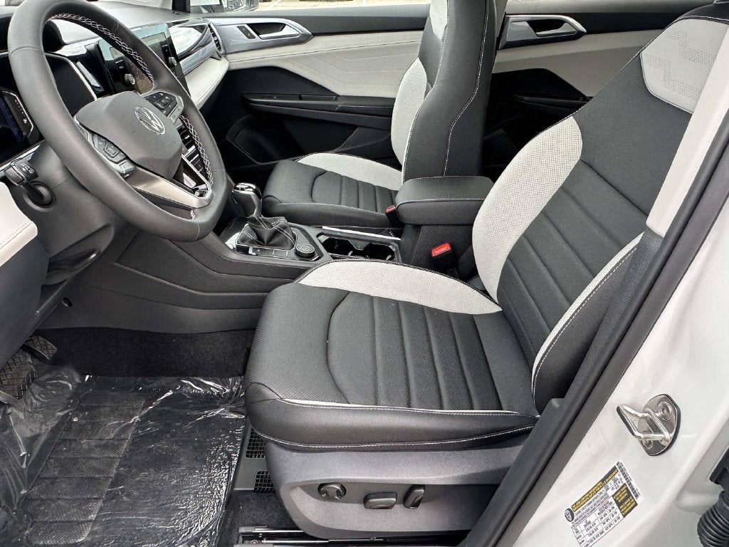 2027 Volkswagen Taos 1.5T SEL