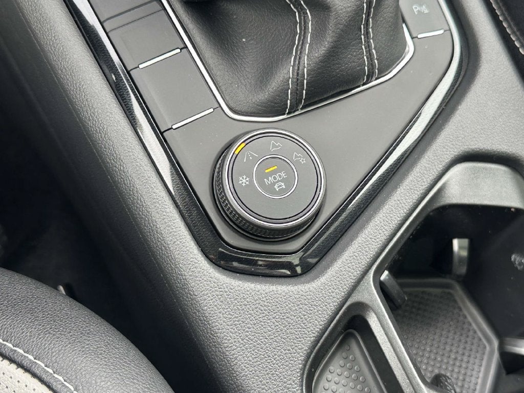2027 Volkswagen Taos 1.5T SEL