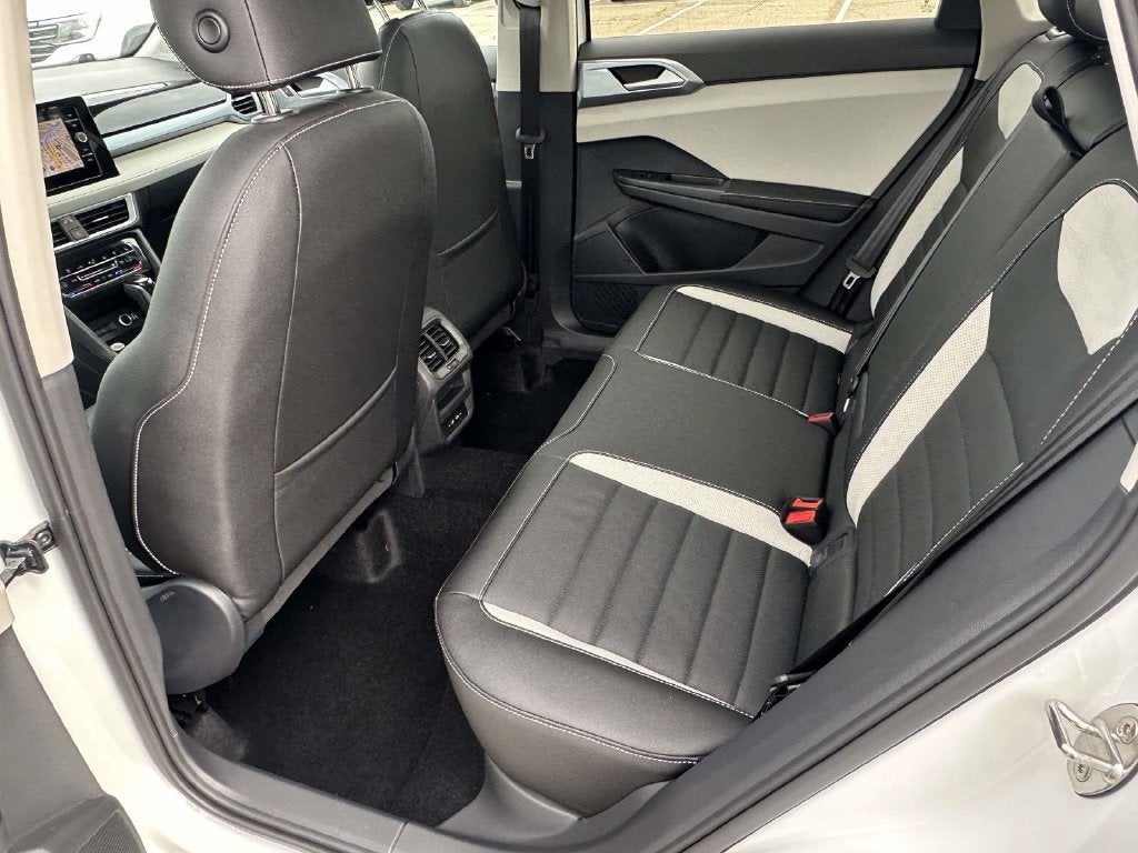 2027 Volkswagen Taos 1.5T SEL