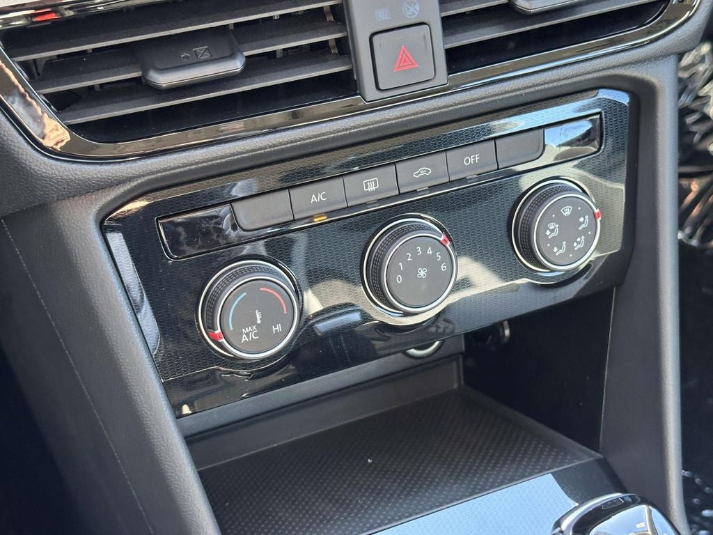 2025 Volkswagen Taos 1.5T S