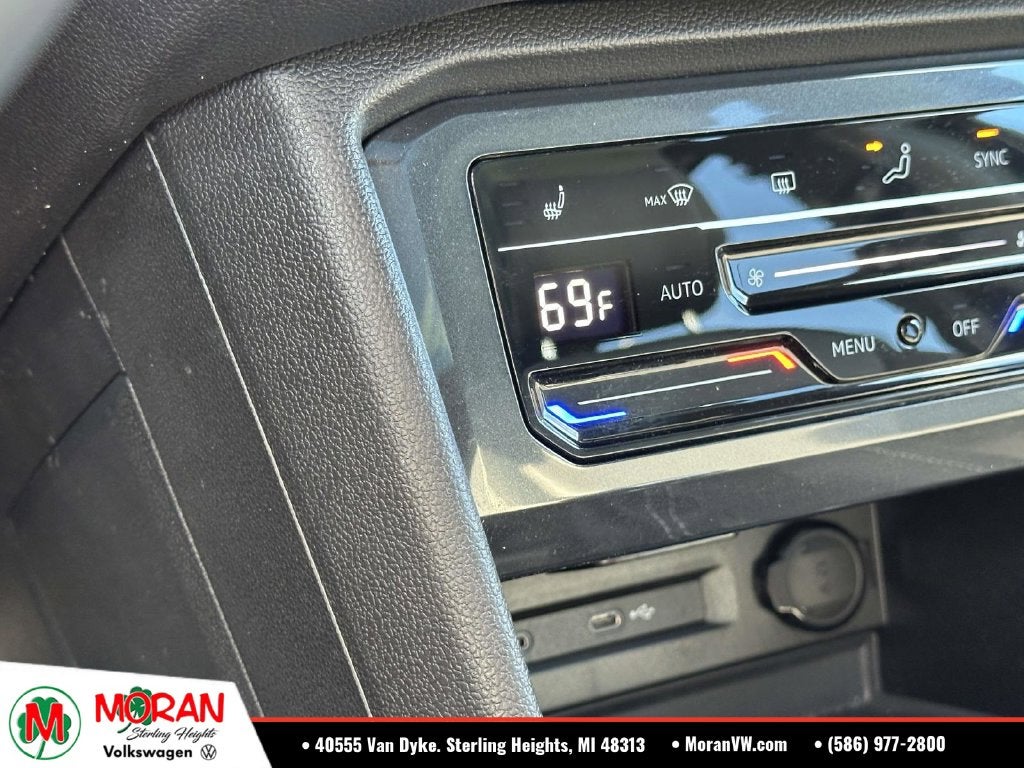 2024 Volkswagen Tiguan 2.0T SE R-Line Black