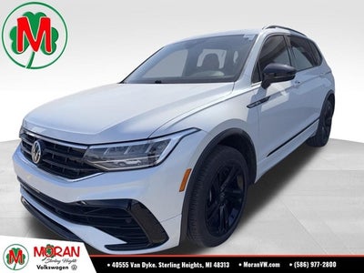 2023 Volkswagen Tiguan SE R-Line Black