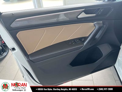 2023 Volkswagen Tiguan 2.0T SE R-Line Black