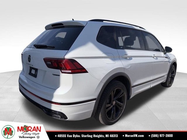 2023 Volkswagen Tiguan SE R-Line Black