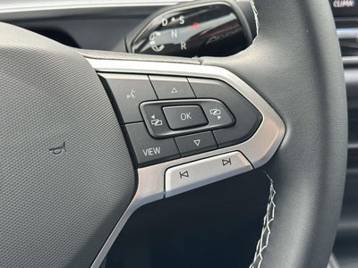 2025 Volkswagen Tiguan 2.0T SE