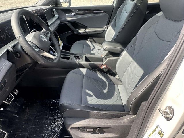 2026 Volkswagen Tiguan SE R-Line AWD