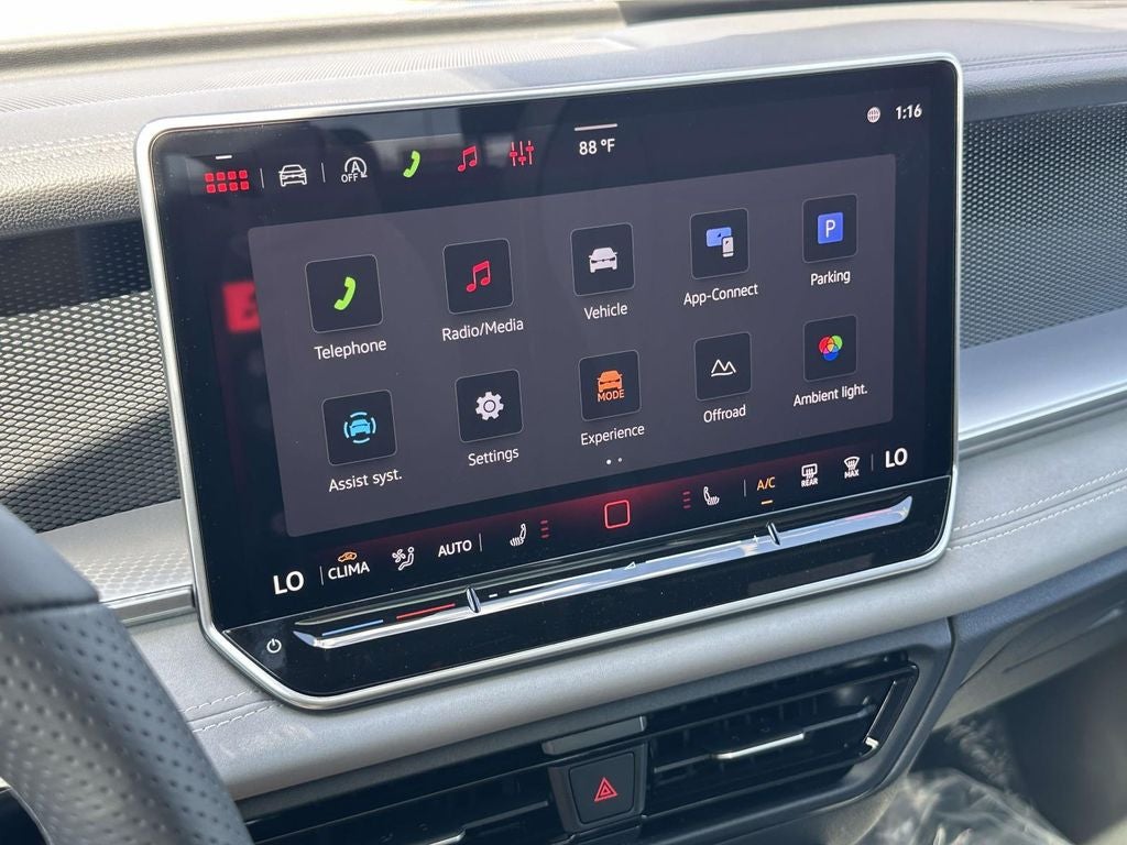 2026 Volkswagen Tiguan 2.0T SE R-Line Black