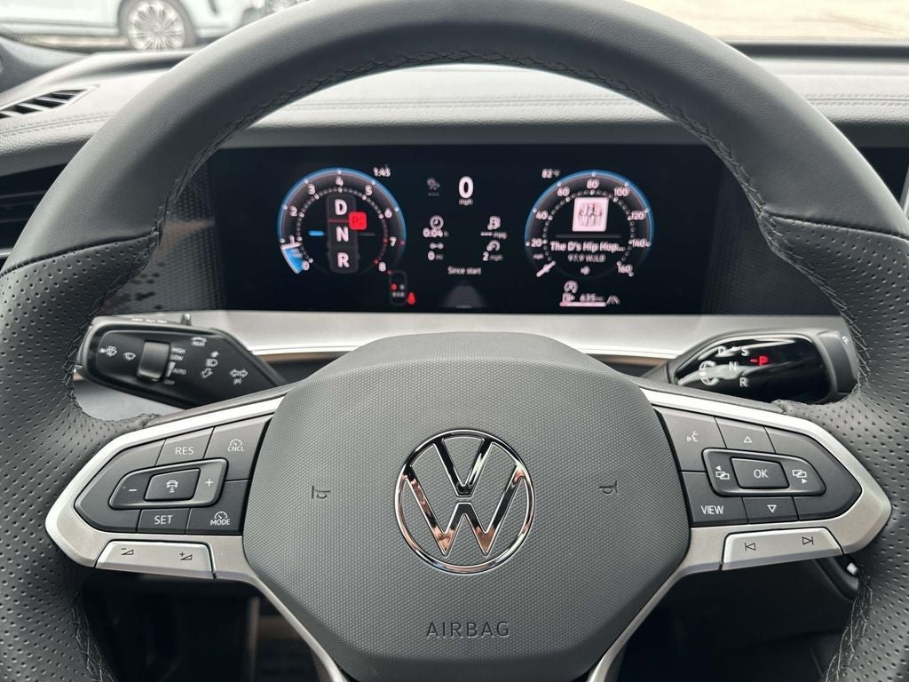 2026 Volkswagen Tiguan 2.0T SE R-Line Black