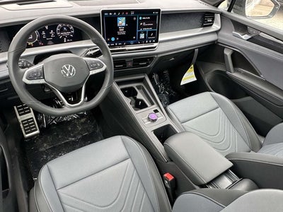 2026 Volkswagen Tiguan 2.0T SE R-Line Black