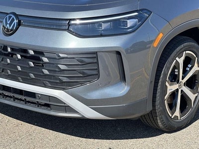 2025 Volkswagen Tiguan 2.0T SE