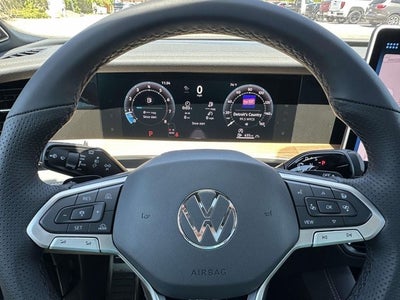 2026 Volkswagen Tiguan 2.0T SEL R-Line