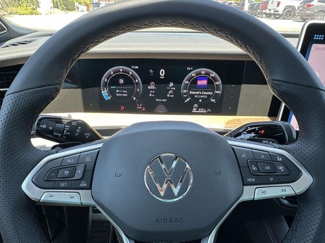 2026 Volkswagen Tiguan 2.0T SEL R-Line