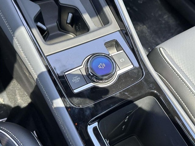 2026 Volkswagen Tiguan 2.0T SEL R-Line
