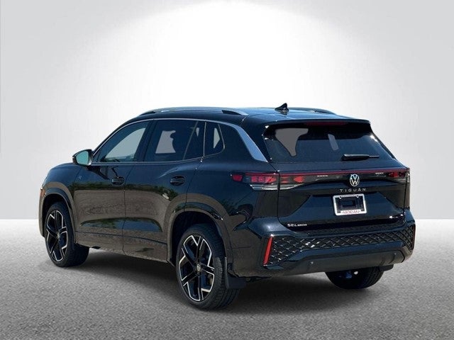 2026 Volkswagen Tiguan 2.0T SEL R-Line