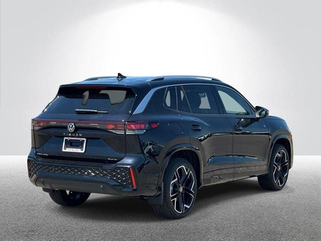 2026 Volkswagen Tiguan 2.0T SEL R-Line