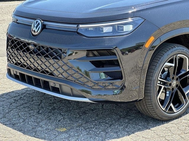 2026 Volkswagen Tiguan 2.0T SEL R-Line